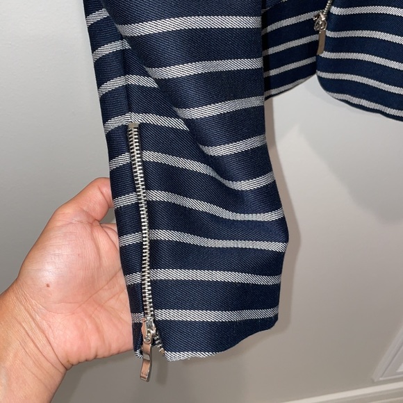 Zara Dark Blue striped blazer - Picture 5 of 5